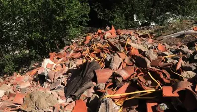 Sümela’da restorasyon atıklarını dereye döktüler