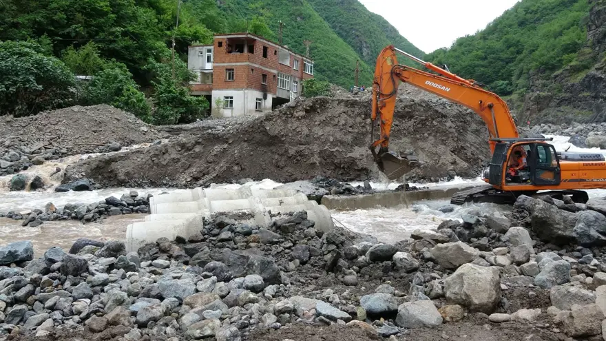 Trabzon'un risk haritası: Çoğu okul tehlikede 12
