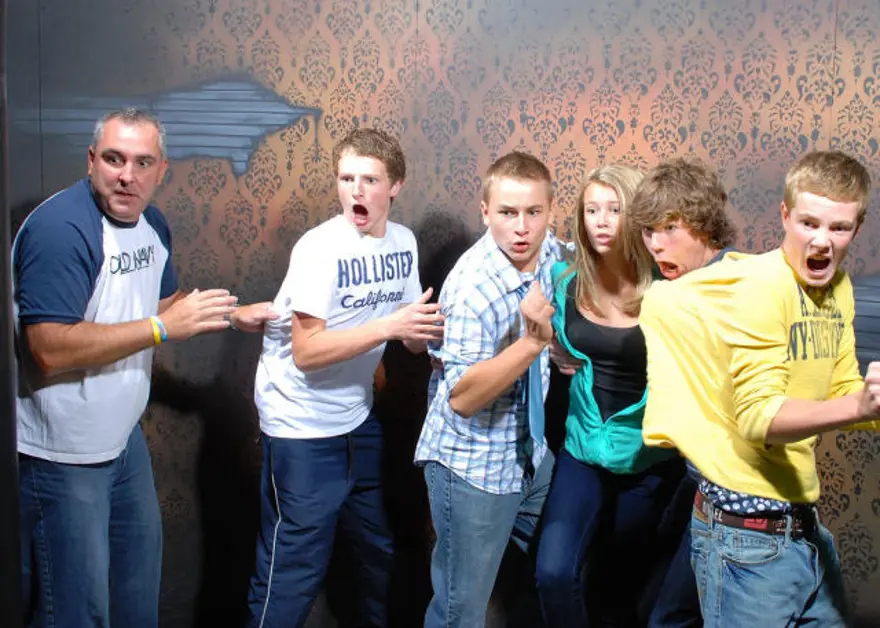 Korku tünelinden komik manzaralar 