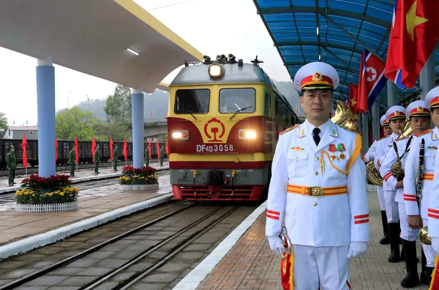 Kim'in ardından Trump da Vietnam'a geldi 24
