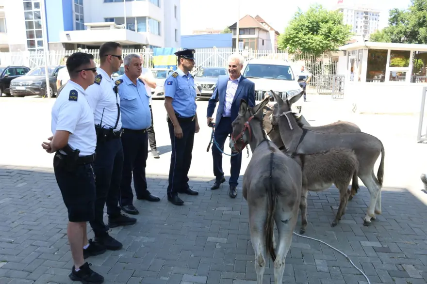 OTURUM ERTELENDİ 1