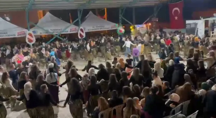 2 bin kişi katıldı: Davul zurna eşliğinde şalvar gecesi 