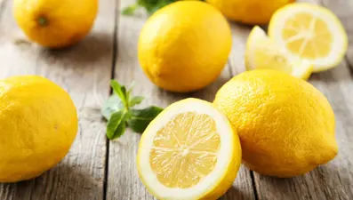 C vitamini kaynağı limonun bilinmeye faydası: Meğer saçları uzatıyormuş