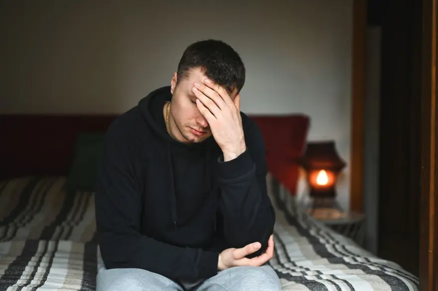 Ayrılıkla kadınlar mı daha iyi başa çıkıyor erkekler mi? 