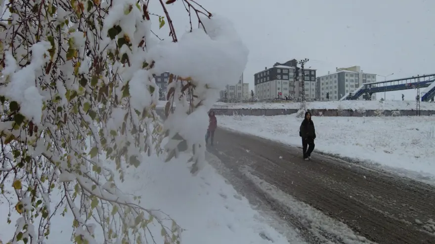 İLÇELER DE BEYAZA BÜRÜNDÜ 3