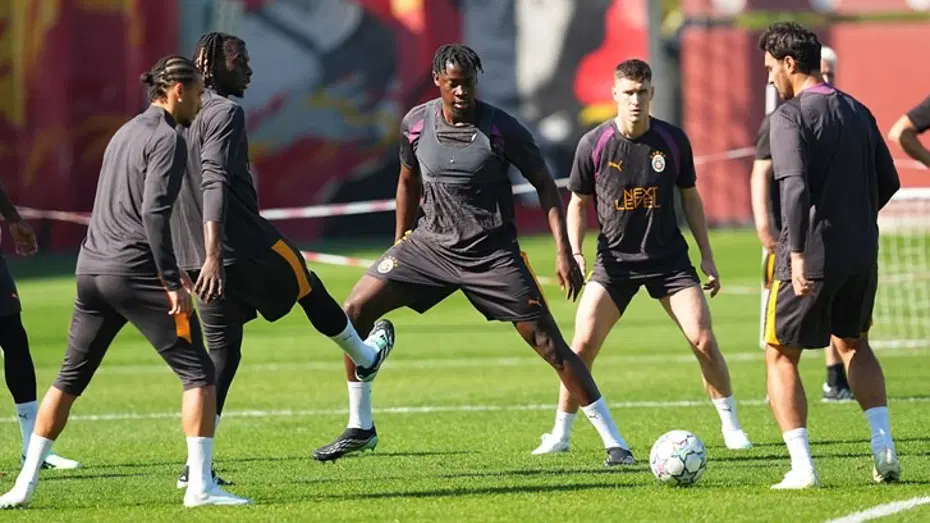 Galatasaray ara vermeden Barcelona maçının hazırlıklarına başladı