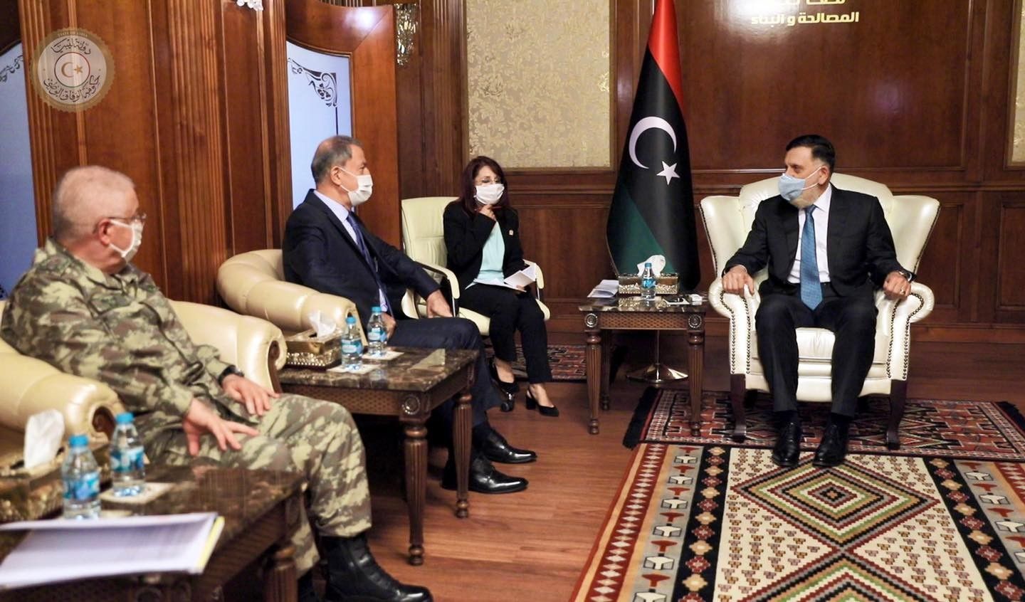 Bakan Akar, Libya Başbakanı Serrac ile görüştü