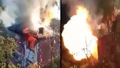 Bir kişinin öldüğü yangında patlama anı