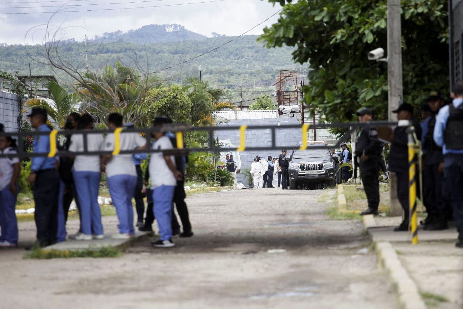 Honduras'ta kadın hapishanesinde isyan: 41 ölü