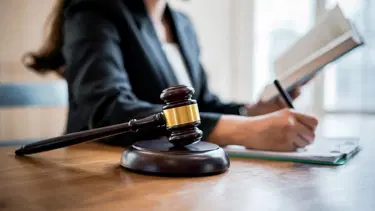 Sahte hakim savcıyı da kandırdı, evlilikleri 3 yıl sürdü