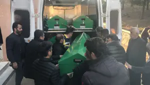 Yaşlı çift evlerinde ölü bulundu