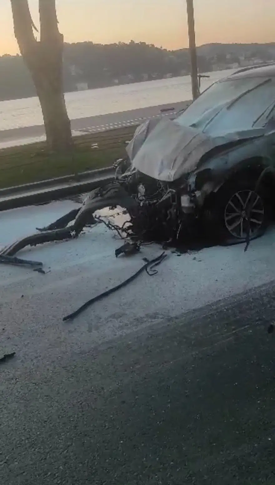 Sahil yolunu savaş alanına çeviren kaza (Taklalar atancipten sağ çıktı) 6 Sahil yolunu savaş alanına çeviren kaza (Taklalar atancipten sağ çıktı) 6