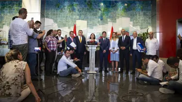 CHP'de muhaliflerin noter tasdikli imza sayısı 630