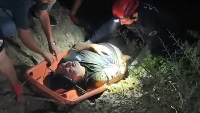 Otomobil 30 metreden uçuruma yuvarlandı: 3 yaralı