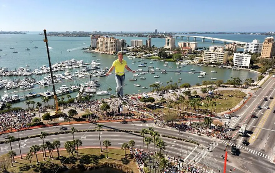 Güvenlik halatı olmadan yürüdü 5 Güvenlik halatı olmadan yürüdü 5