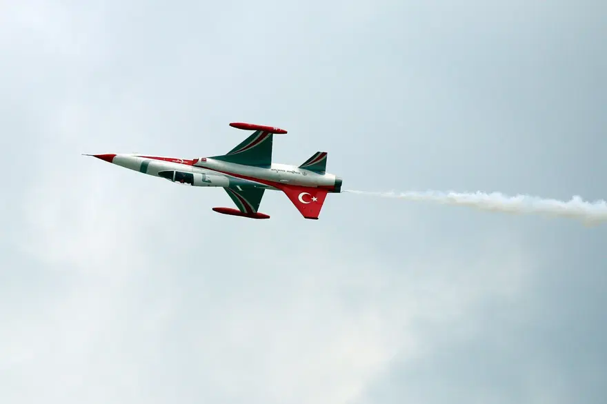 Teknofest'te büyük yarış! Kenan Sofuoğlu SOLOTÜRK’e karşı 47 Teknofest'te büyük yarış! Kenan Sofuoğlu SOLOTÜRK’e karşı 47