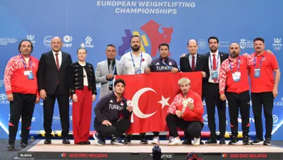 Milli halterci Yusuf Fehmi Genç, Avrupa şampiyonu oldu