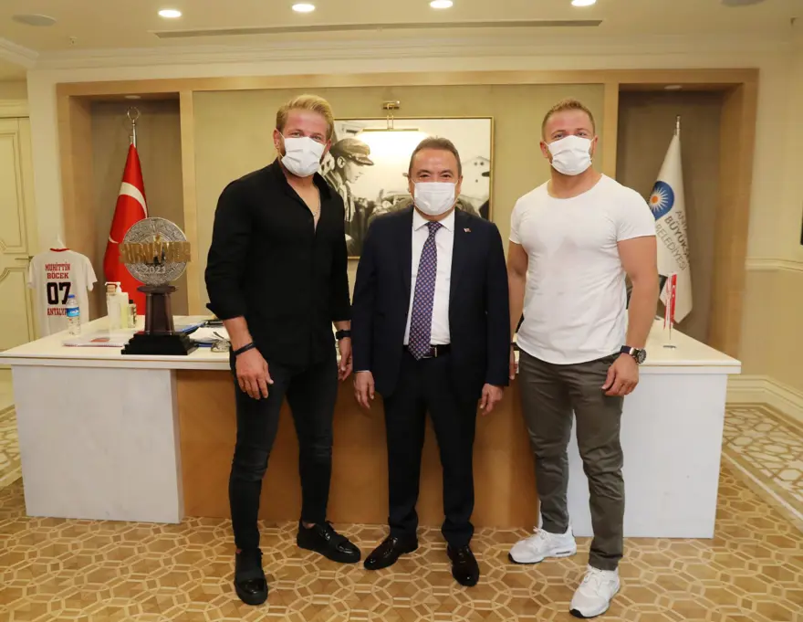 Survivor 2021 şampiyonu İsmail Balaban Antalya'da 4