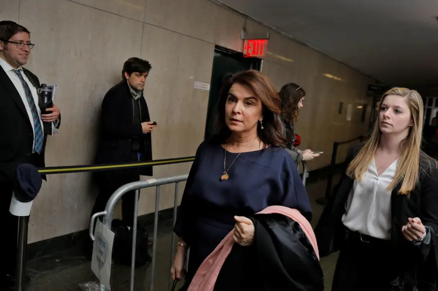Annabella Sciorra gözyaşlarıyla anlattı: Bana tecavüz etti (Weinstein'a bir suçlama daha) 3