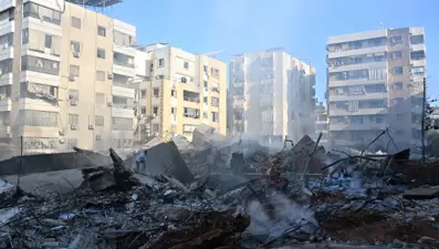 NTV ekibi saldırının olduğu yerde: İsrail ilk kez Beyrut'un merkezini vurdu