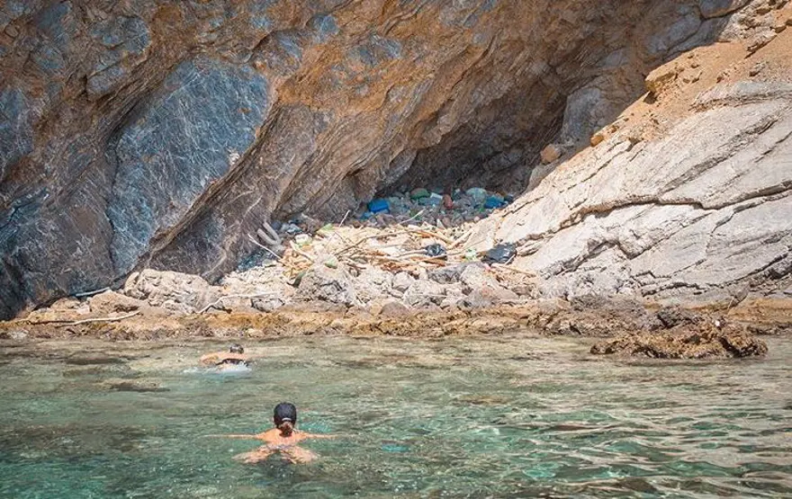 Lewis Hamilton, Jeremy Meeks ve Chloe Green'den Ege'de çevre temizliği 