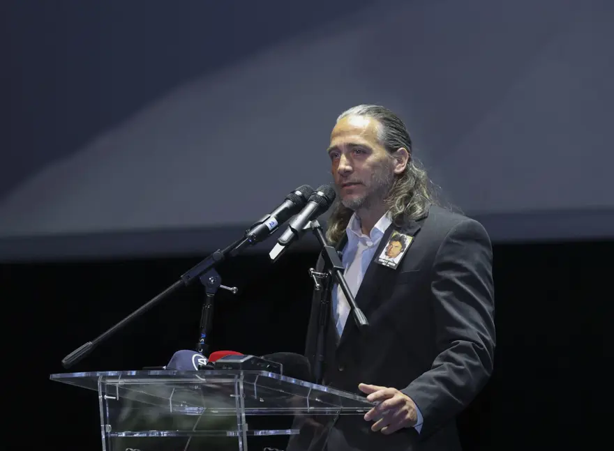 "HAYATINDA HEP 'MİLLETİM, HALKIM, VATANIM' DEDİ" 4 "HAYATINDA HEP 'MİLLETİM, HALKIM, VATANIM' DEDİ" 4