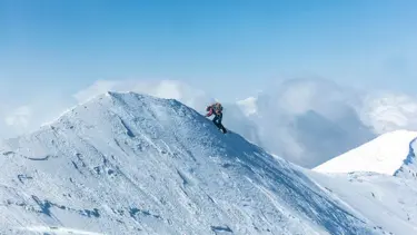 Everest'te tarihe geçti: "Gökyüzü bile sınır değil"