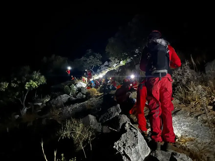 Likya Yolu’nda Rus turistler için kurtarma operasyonu 