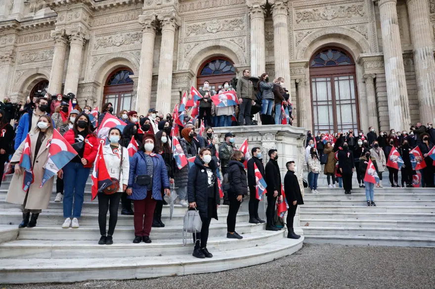 Büyük Önder Atatürk Dolmabahçe'de anıldı 17