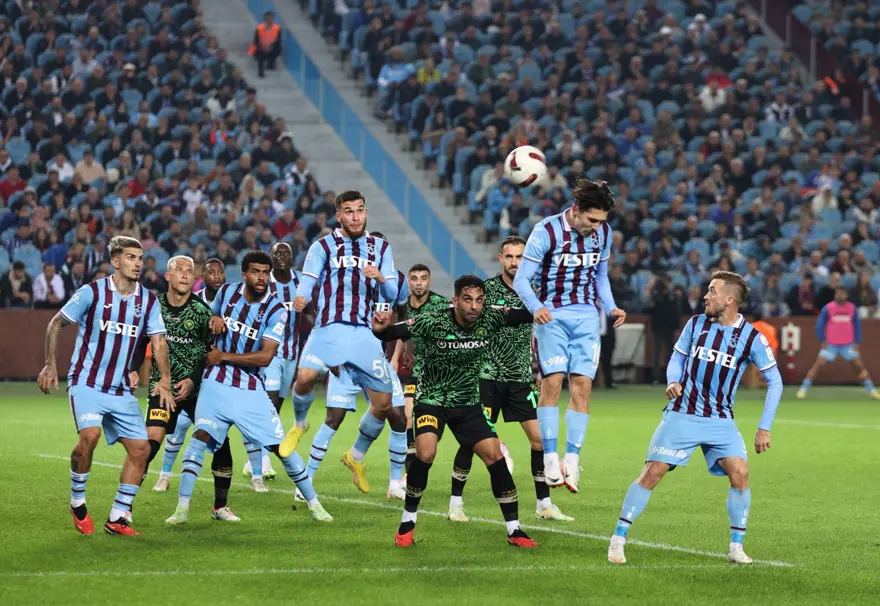 Trabzonspor, TÜMOSAN Konyaspor'u mağlup etti 5 Trabzonspor, TÜMOSAN Konyaspor'u mağlup etti 5