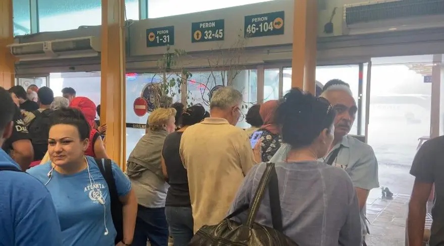 Bursa'yı fırtına, sağanak ve dolu vurdu 1 Bursa'yı fırtına, sağanak ve dolu vurdu 1