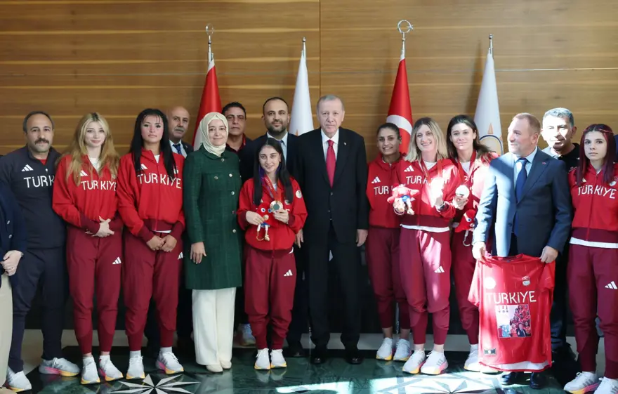 DİĞER KARELER 3
