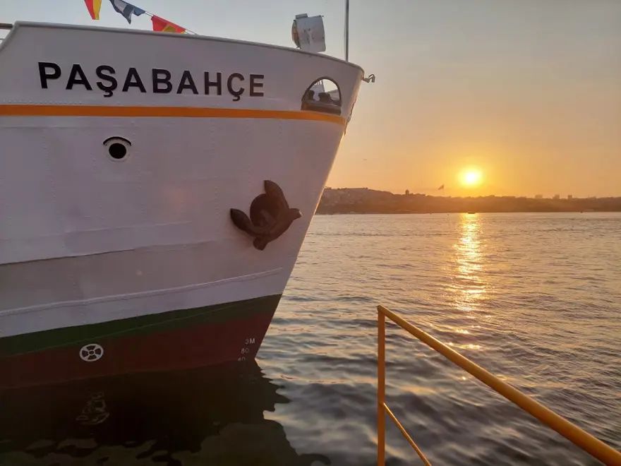 Tarihi Paşabahçe Vapuru mavi sulara geri döndü 