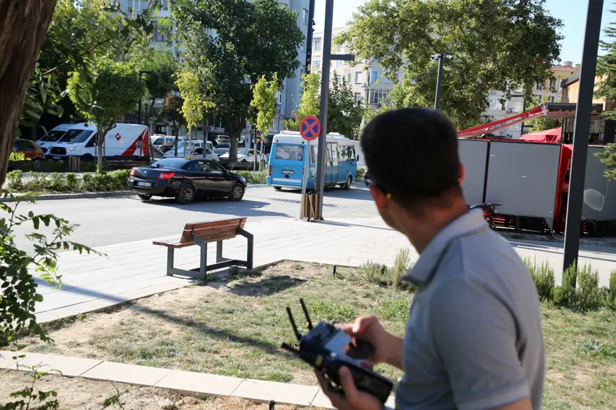 Drone ilegörüntülendiklerini öğrenince itirazdan vazgeçtiler 1 Drone ilegörüntülendiklerini öğrenince itirazdan vazgeçtiler 1