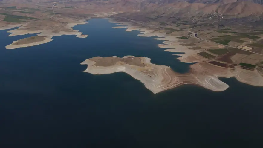 ''BURASI HUZUR ADASI'' 7
