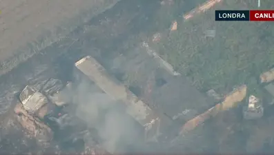Londra'da banliyö bölgesinde yangın