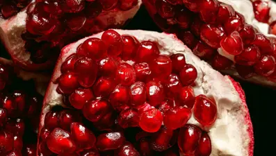 Her gün 1 bardak nar suyu içince ne olur? Kalbe etkisi var
