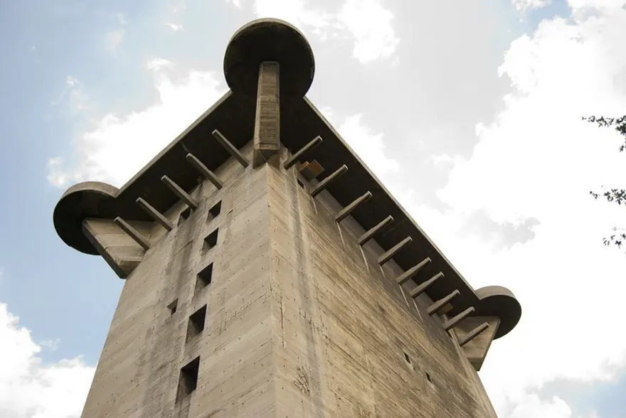 Hitler'in uçaksavar kuleleri 7