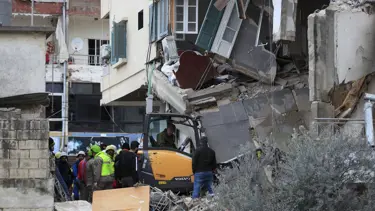İsrail Lübnan'da Hizbullah ve Emel hareketi üyelerini öldürdü