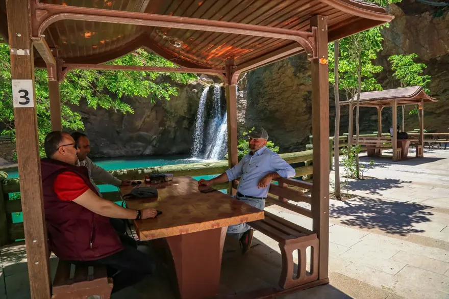 Konya'da doğaseverlerin uğrak noktası: Çetmi Şelalesi 5