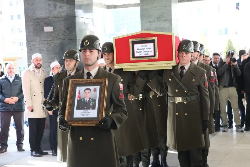 Pençe Kilit şehidine veda 6