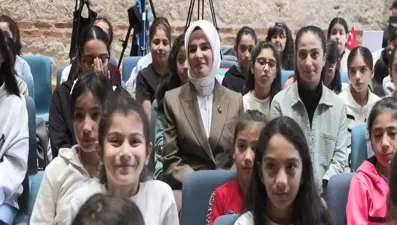 Bakan Göktaş: “Her kız çocuğunun içinde bir süper kahraman var”