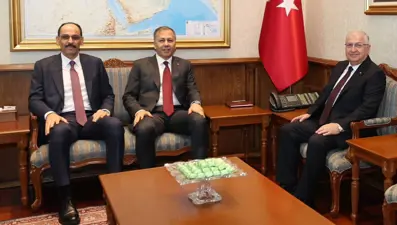 Milli Savunma Bakanlığı'nda üçlü zirve