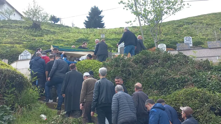 Genç akademisyen kansere yenildi 5