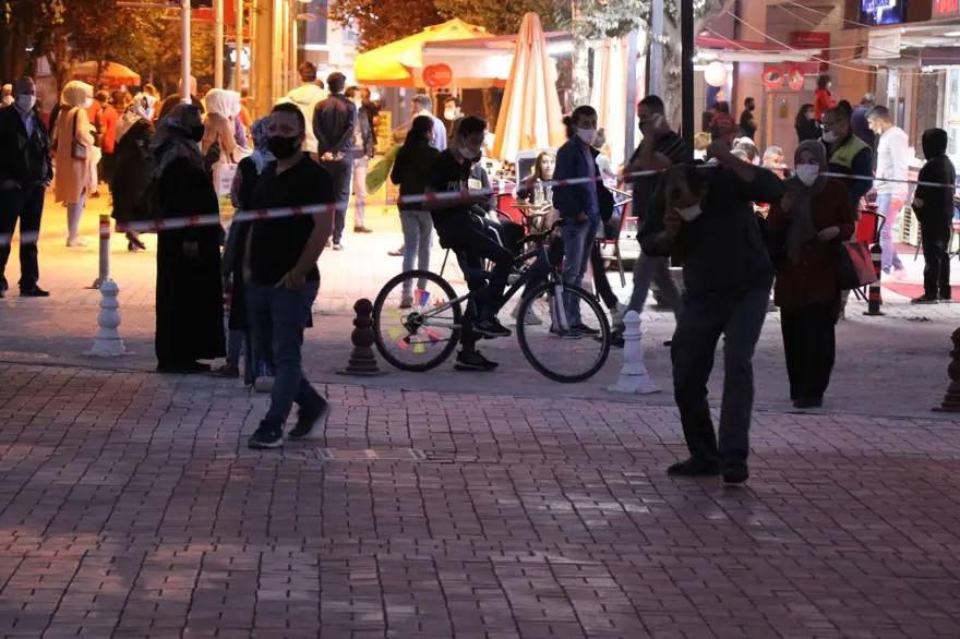 Bolu'da bir genç intihara kalkıştı, vatandaşlar sosyal medyadan canlı yayın açtılar 10