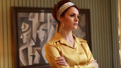 Sen Ağlama İstanbul dizisinin Şirin'i Burcu Cavrar kimdir?