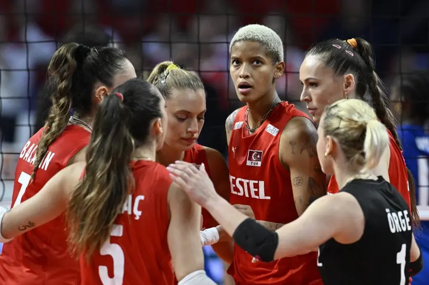 Filenin Sultanları finalde | Türkiye-Sırbistan voleybol final maçı ne zaman, saat kaçta, hangi kanalda 3