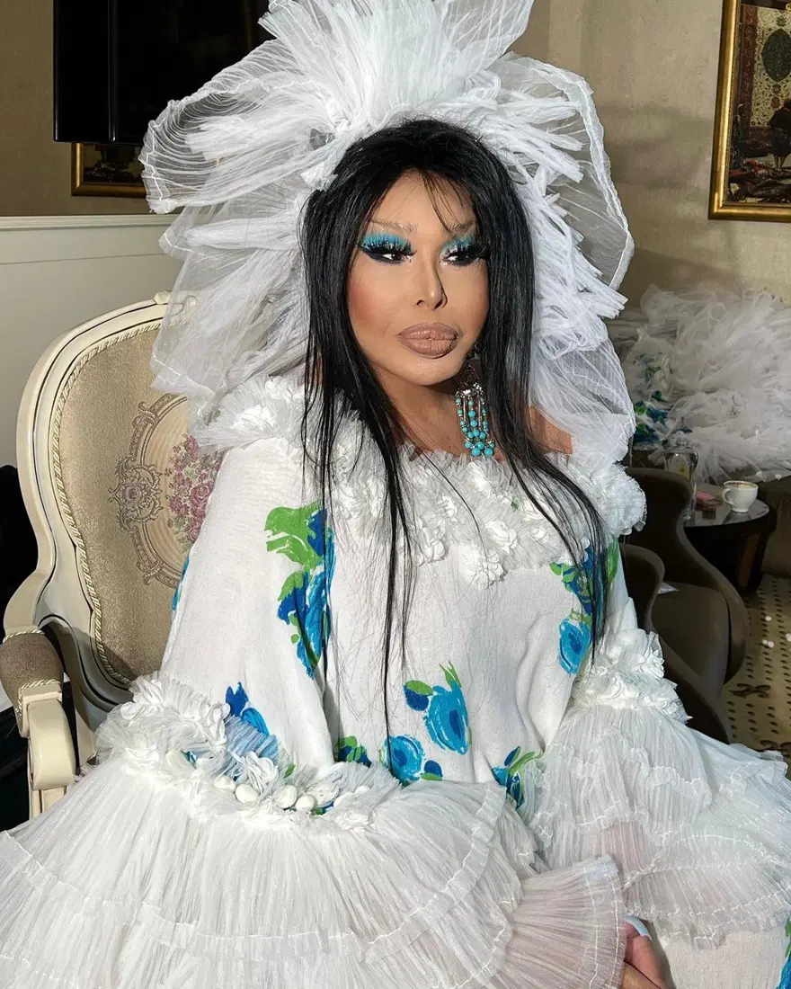 Zeki Müren hakkındaki açıklamaları sonrası Yılmaz Morgül'den Bülent Ersoy'a tepki Zeki Müren hakkındaki açıklamaları sonrası Yılmaz Morgül'den Bülent Ersoy'a tepki