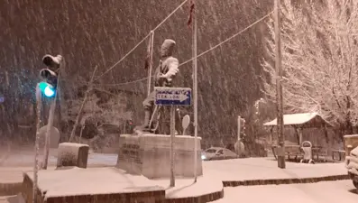 Adana ve Kahramanmaraş'ta kar yağışı başladı: 3 ilçede okullar tatil edildi