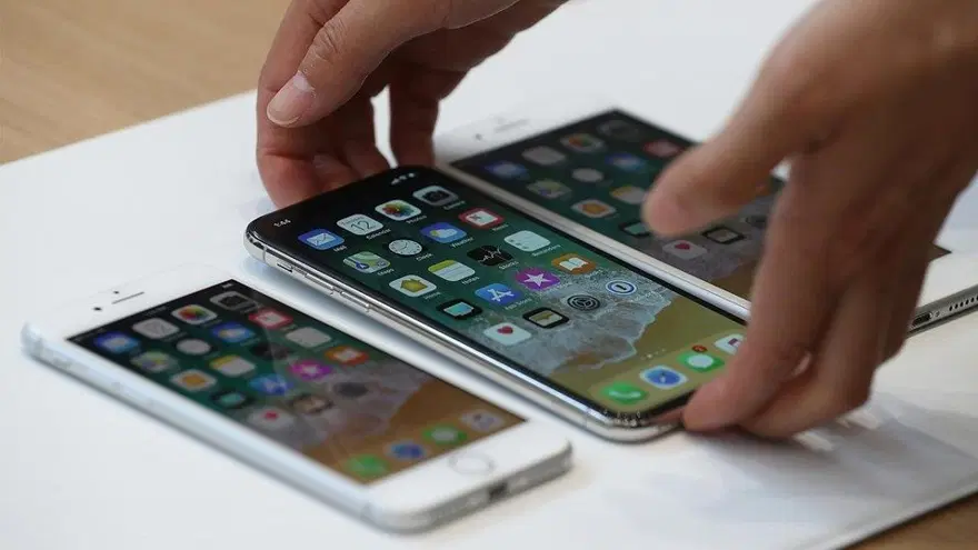 iPHONE 8 PLUS 8.3 MİLYON SATIŞ RAKAMI 17
